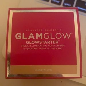 GLAMGLOW glowstarter moisturizer